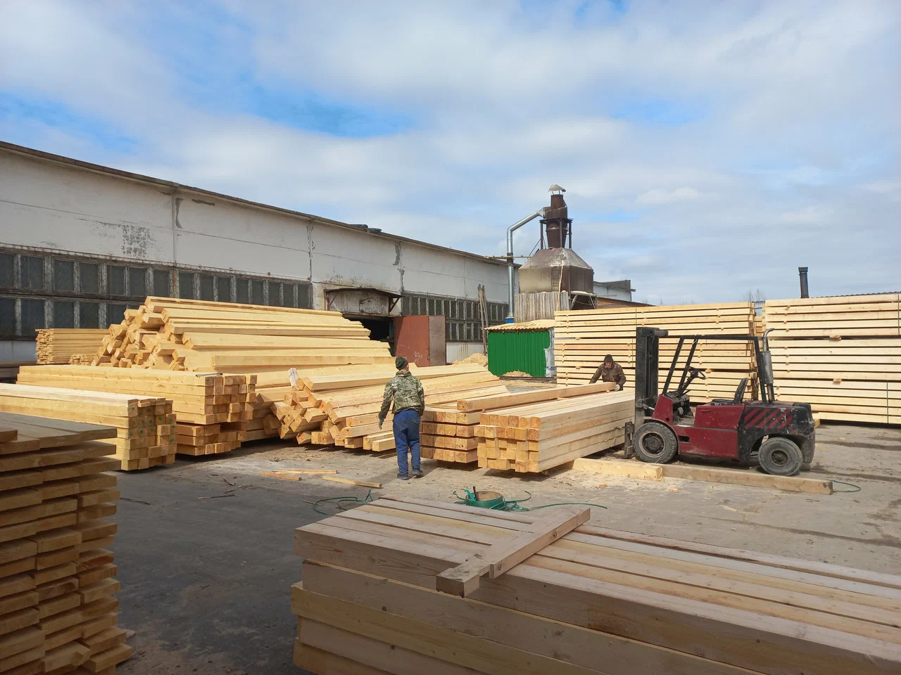 ПИЛОМАТЕРИАЛЫ ОТ ЛЕСОЗАВОДА РУССКИЙ ЛЕС